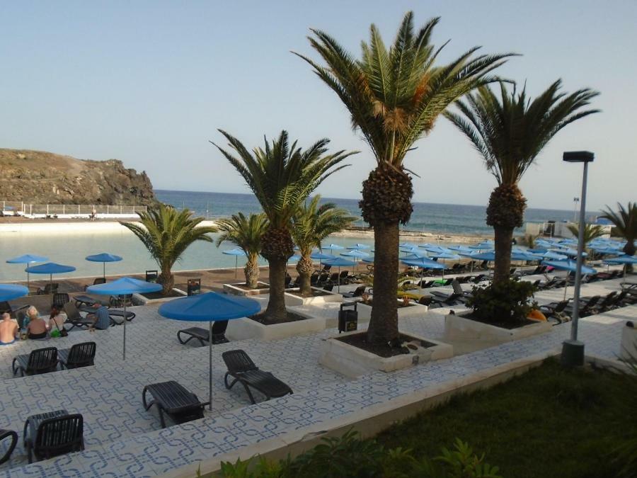 Beach-Front Tenerife Sth Sea And Pool View Apartment กอสตา เดล ซิเลนซิโอ ภายนอก รูปภาพ