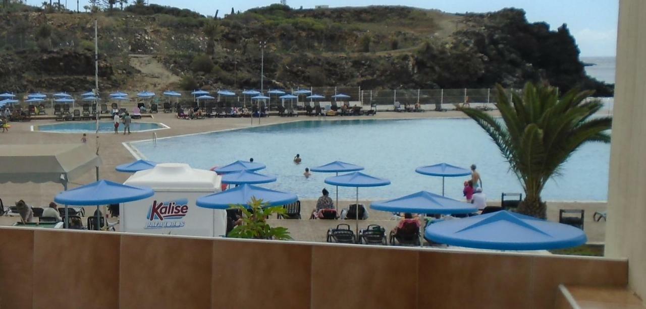 Beach-Front Tenerife Sth Sea And Pool View Apartment กอสตา เดล ซิเลนซิโอ ภายนอก รูปภาพ